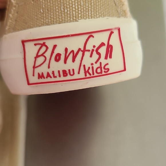 Blowfish Kids Beige Slip-On Sneakers - Picture 4 of 8